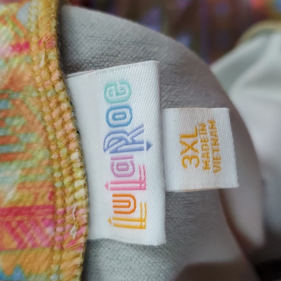 LuLaRoe Cassie Multicolor Geometric Pencil Skirt - Picture 3 of 5